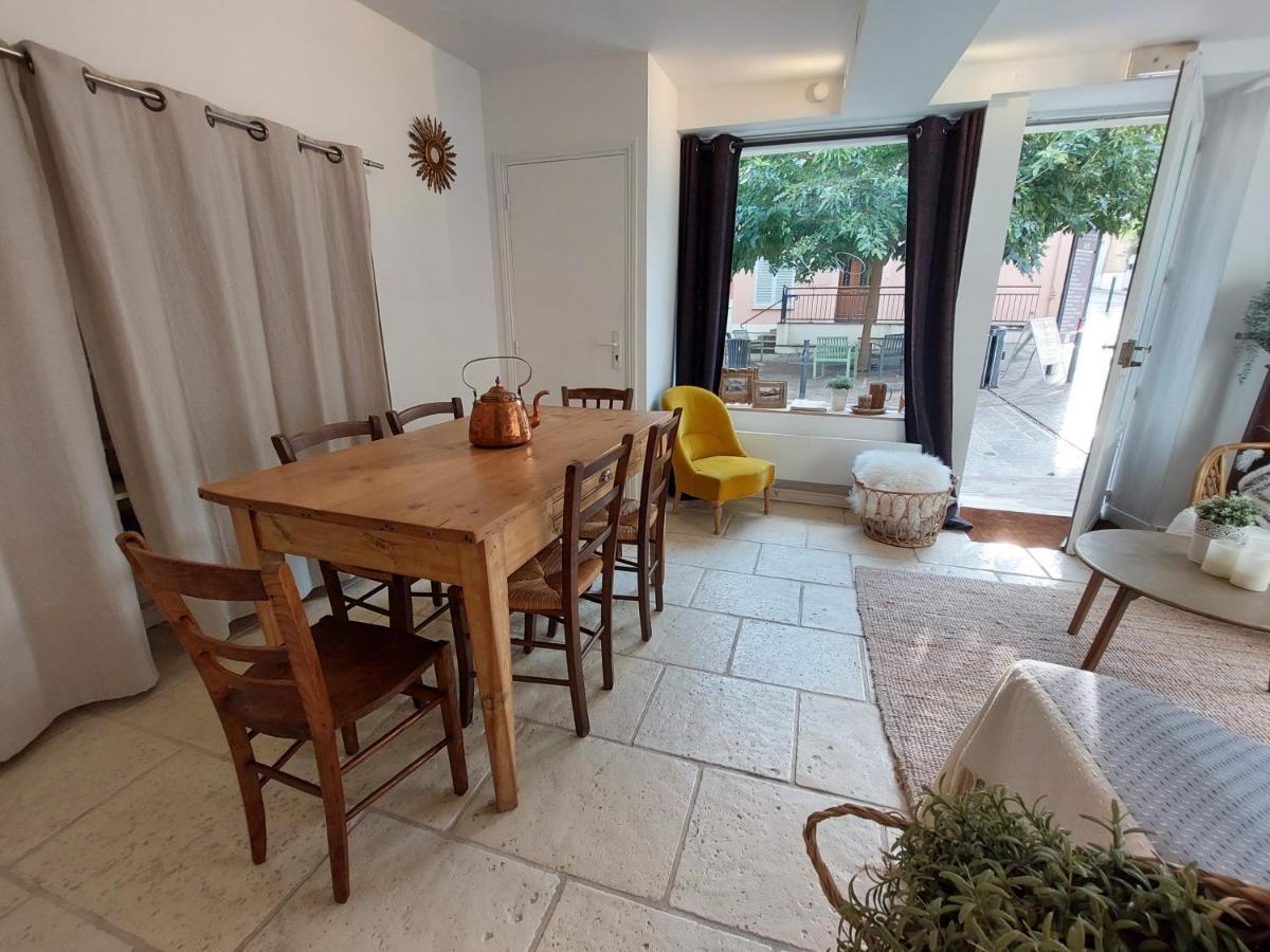 Chez Laurette - Charming Apartment In Historic Village Near Versailles Марлі-ле-Руа Екстер'єр фото
