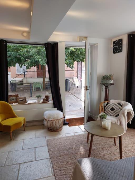 Chez Laurette - Charming Apartment In Historic Village Near Versailles Марлі-ле-Руа Екстер'єр фото